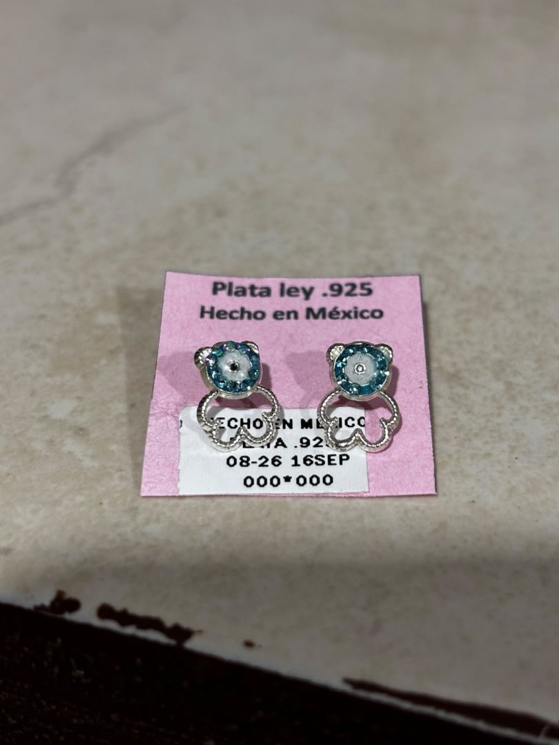 Arete De Osito Con Circonia Azul