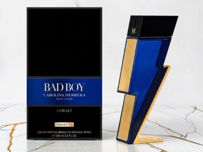 CAROLINA Herrera BaD BOY ABSOLUTE