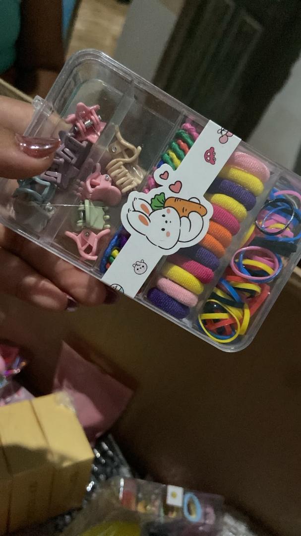 Kit Prisílias de cabelo.