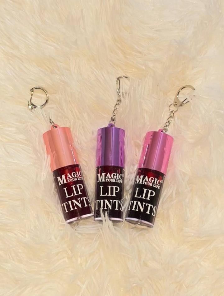 TINTA DE LABIOS CON LLAVERO