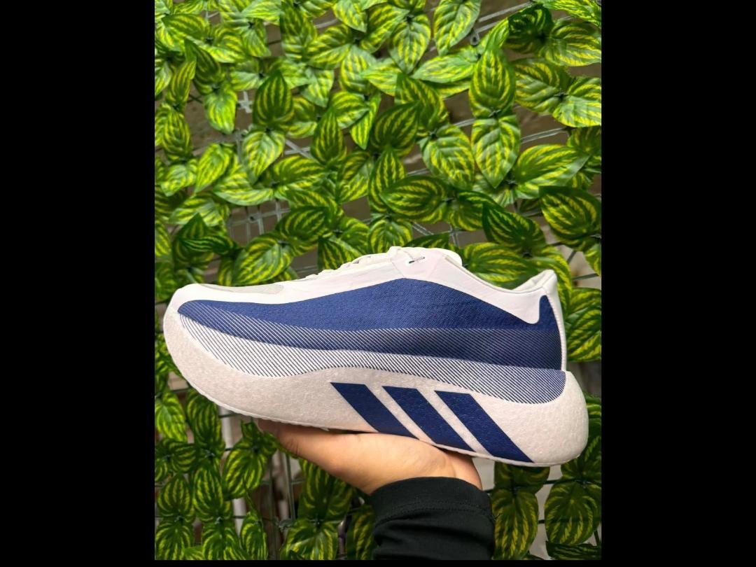 Adidas Hyperboost Variación Azul