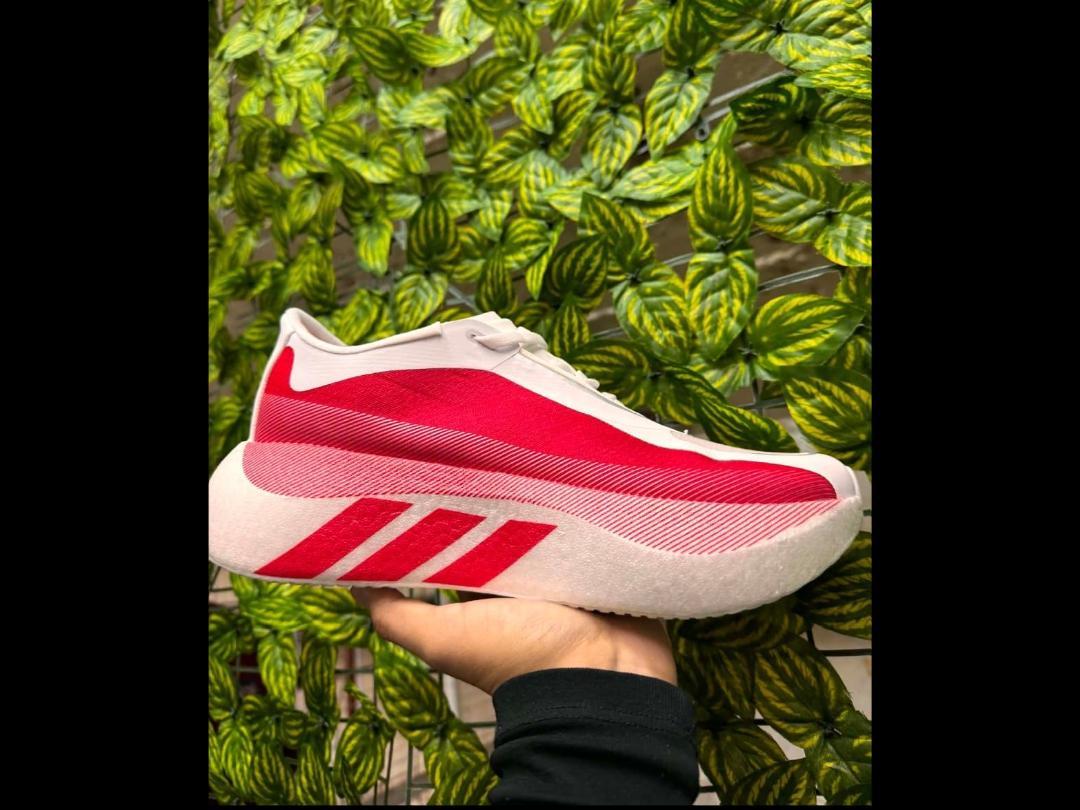 Adidas Hyperboost Variación Rojo
