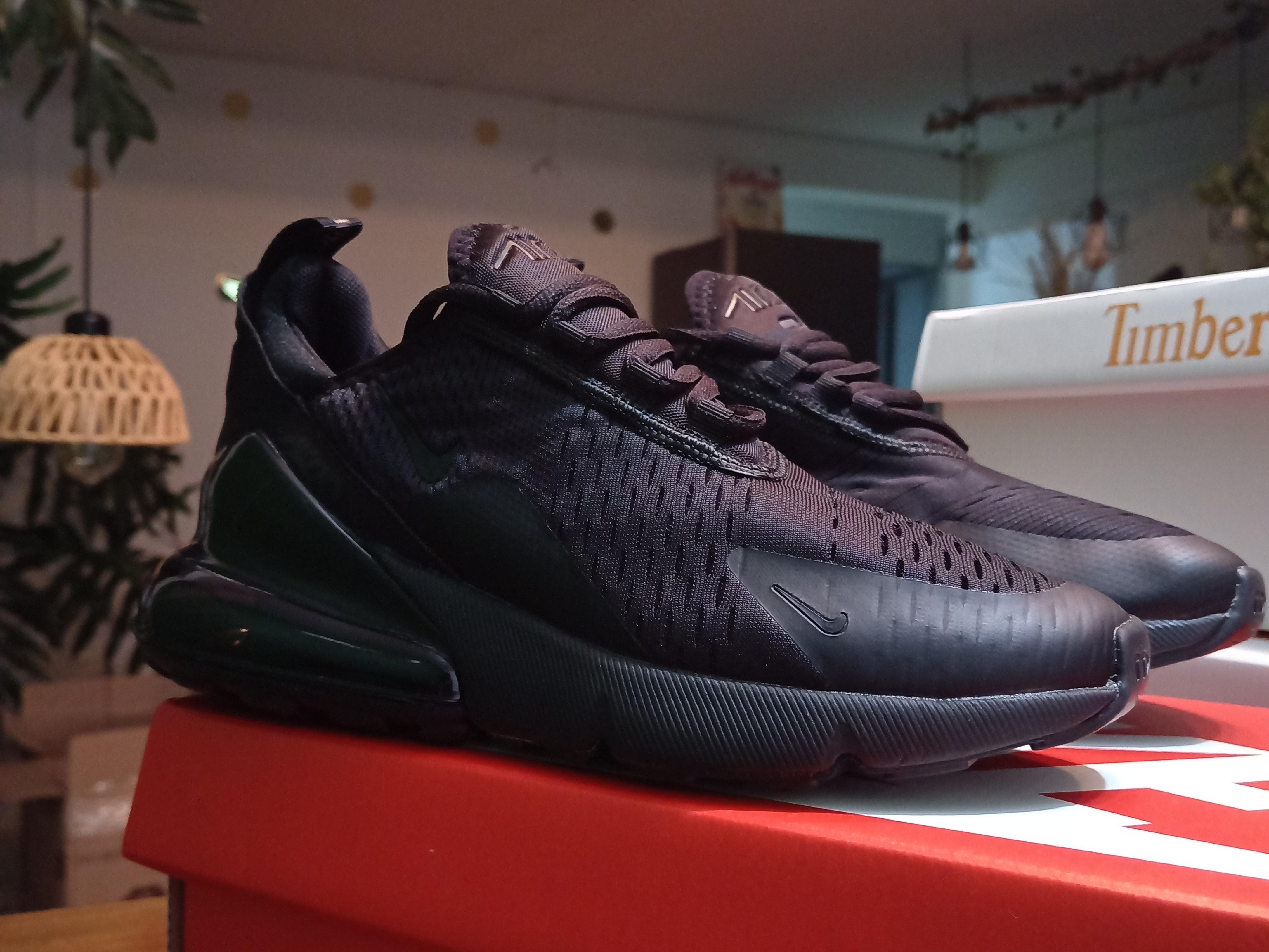 Nike 270 Negro Total