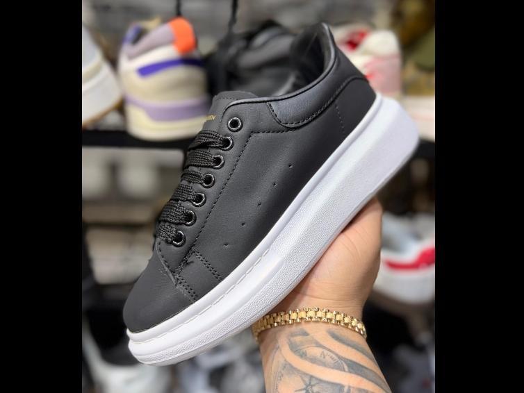 Alexander McQueen Negro-blanco
